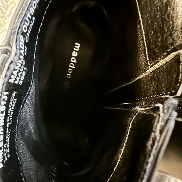 Madden Girl Pointed Toe Booties - Picture 4 of 5